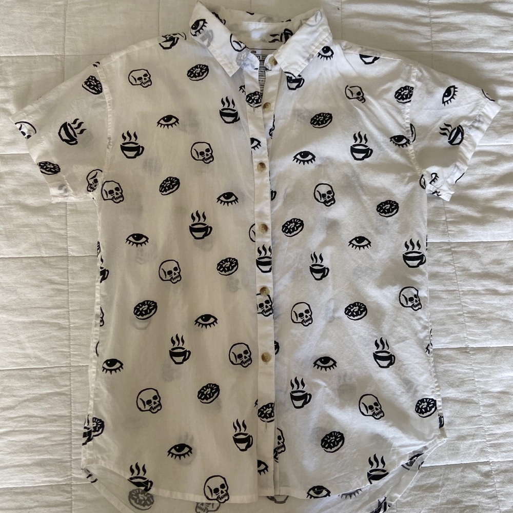 Pyknic Morning Glory Women’s Button Up